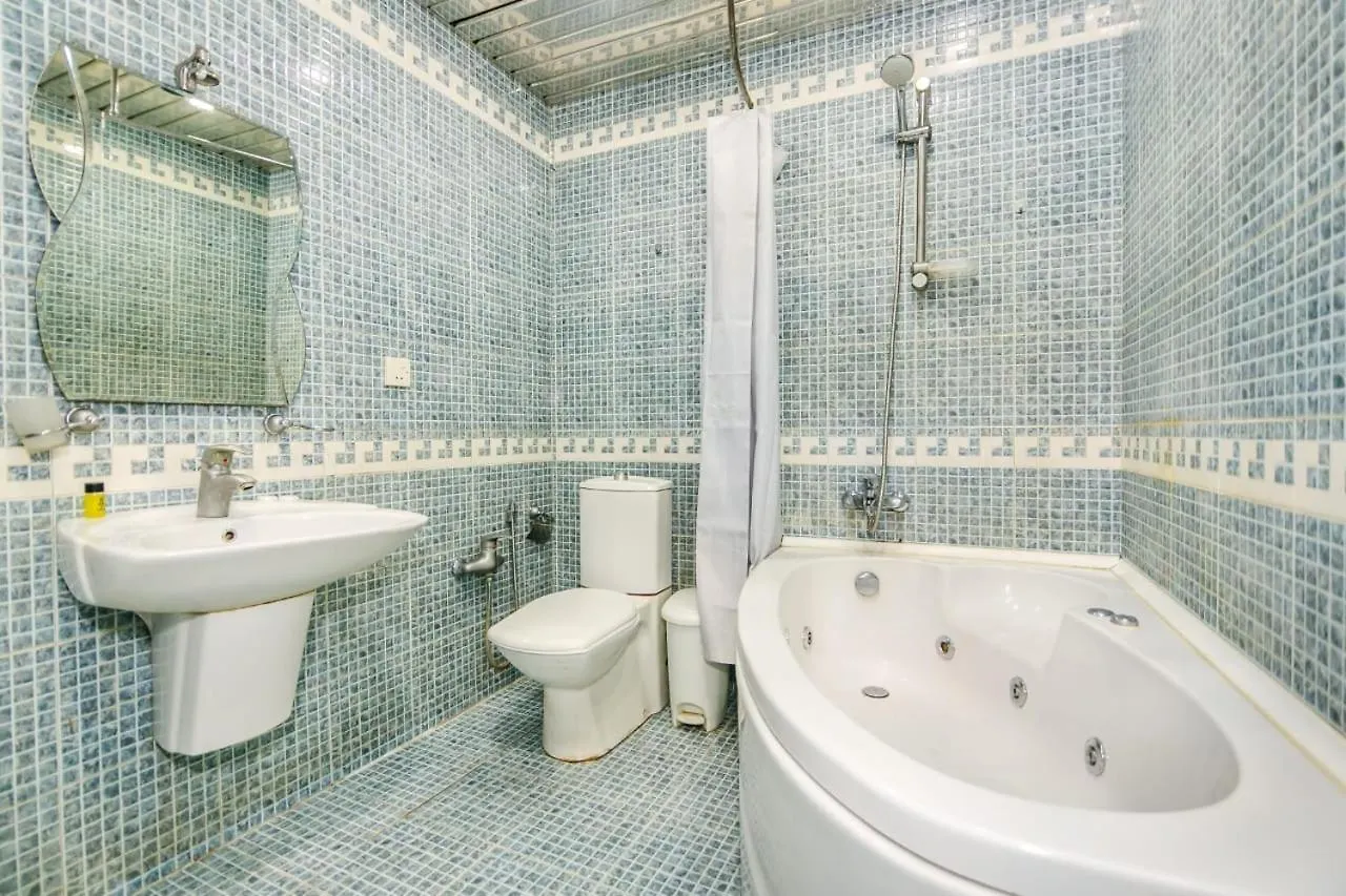 White Apartment In The Nizami Street Baku 0*,