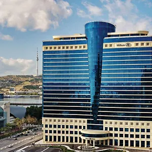 5* מלון Hilton